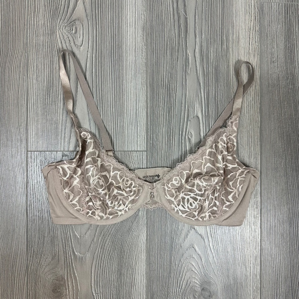 Lily of France Beige Sensational Lace Underwire Unlined Bra - SIZE 36C Feminine